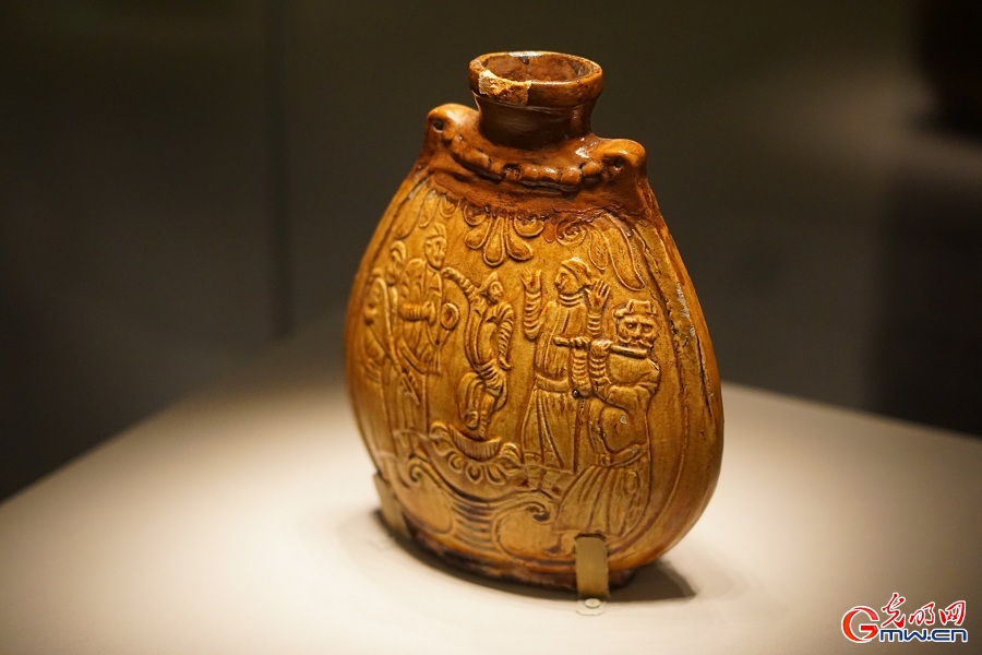 Ancient China relics exhibited at National Museum of China