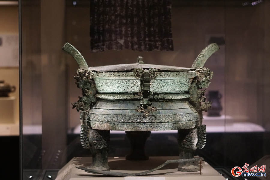 Ancient China relics exhibited at National Museum of China