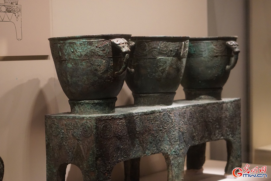 Ancient China relics exhibited at National Museum of China