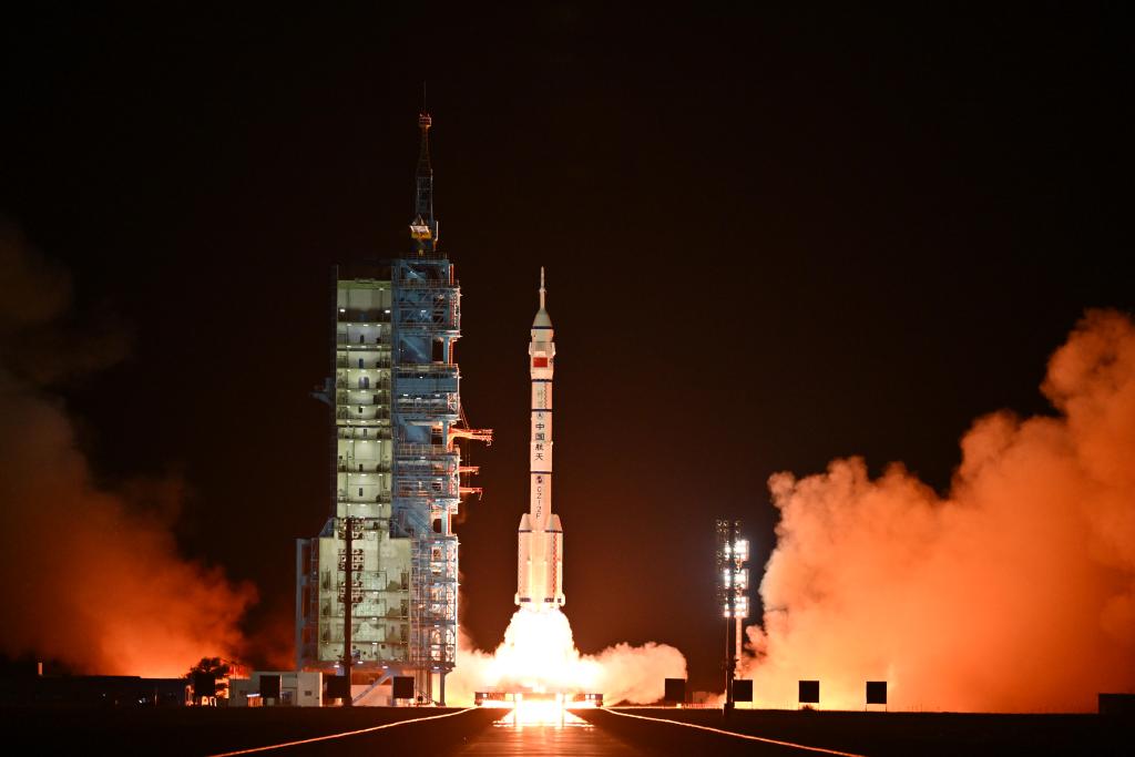 China launches Shenzhou-19 crewed spaceship