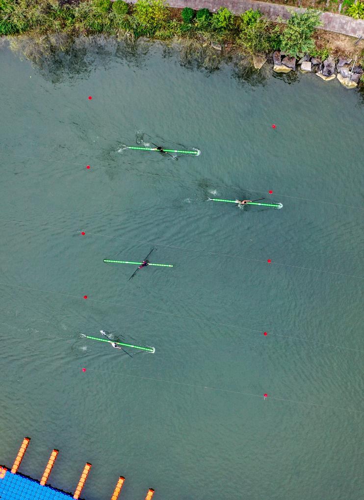 Single bamboo drifing team from Guangxi shines at the 12th National Traditional Games of Ethnic Minorities of China