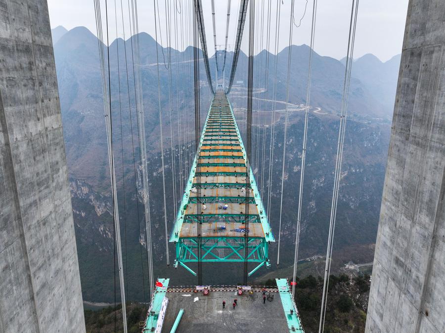 GloriousGuizhou | Huajiang grand canyon bridge in SW China ready for closure