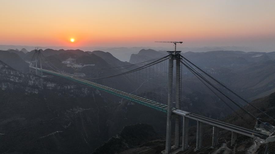 GloriousGuizhou | Huajiang grand canyon bridge in SW China ready for closure