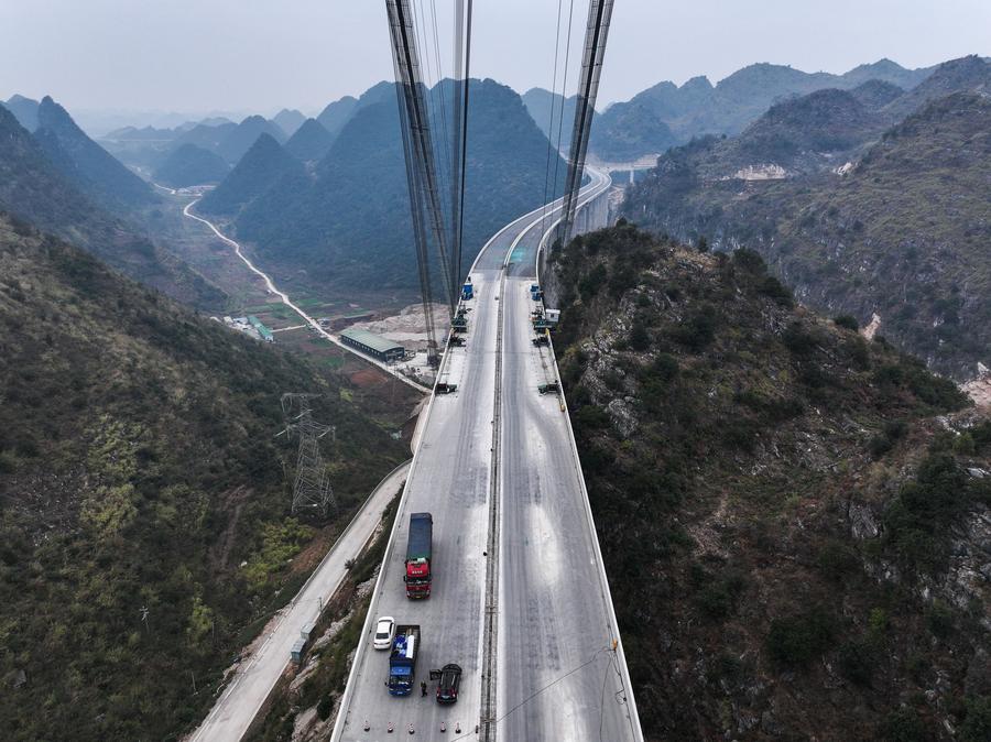 GloriousGuizhou | Huajiang grand canyon bridge in SW China ready for closure