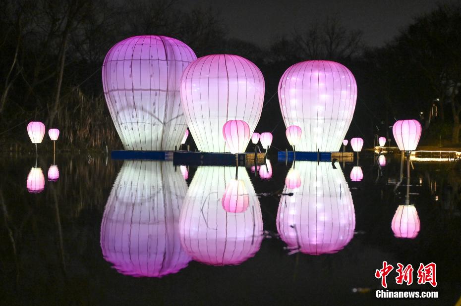 Lanterns seen to celebrate Spring Festival in E China’s Zhejiang Province