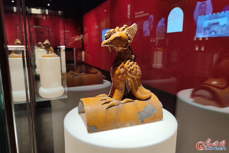 A Glimpse into the Exquisite Art of Liuli at Jinyu Liuli Cultural Creative Industry Park