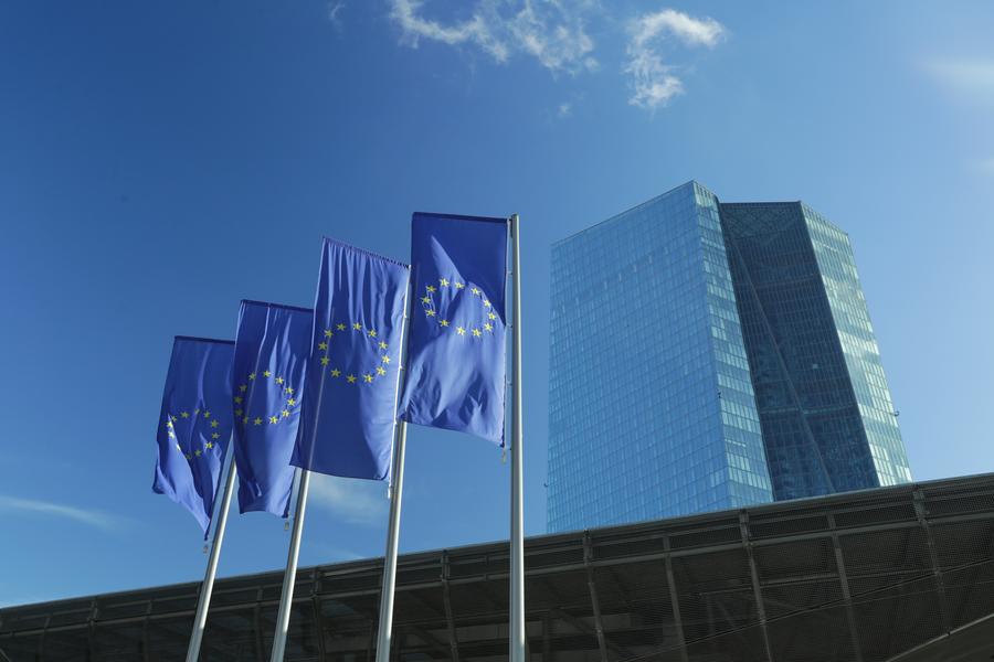 Xinhua Headlines: U.S. tariff hikes deepen strain on EU's sluggish economy
