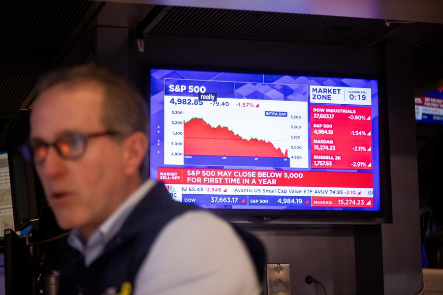 U.S. stocks drop as tariff sell-off resumes