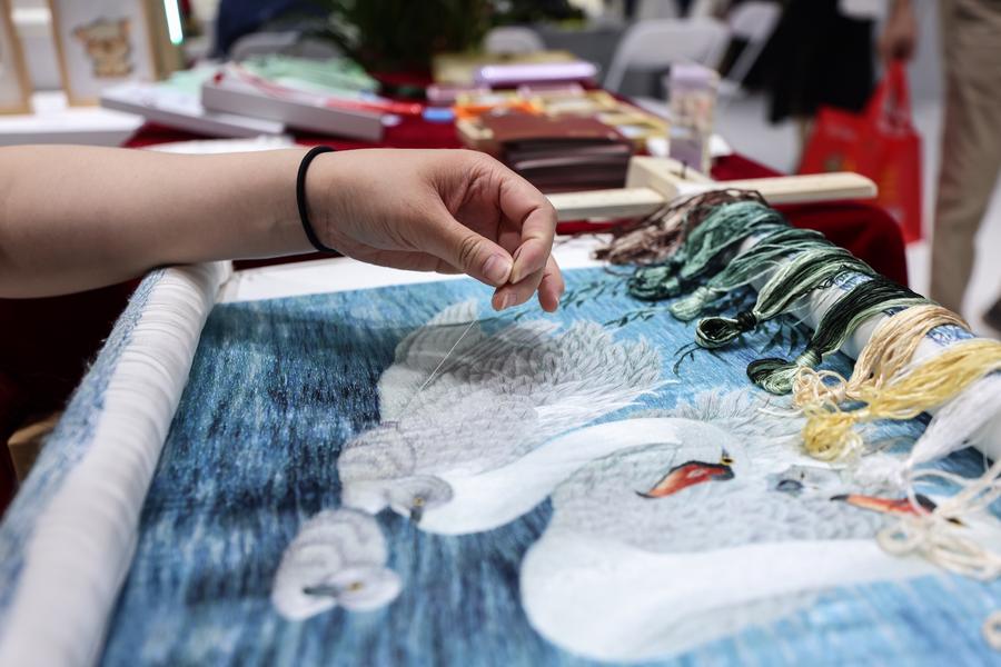 Intangible cultural heritage shines at 5th CICPE in Hainan