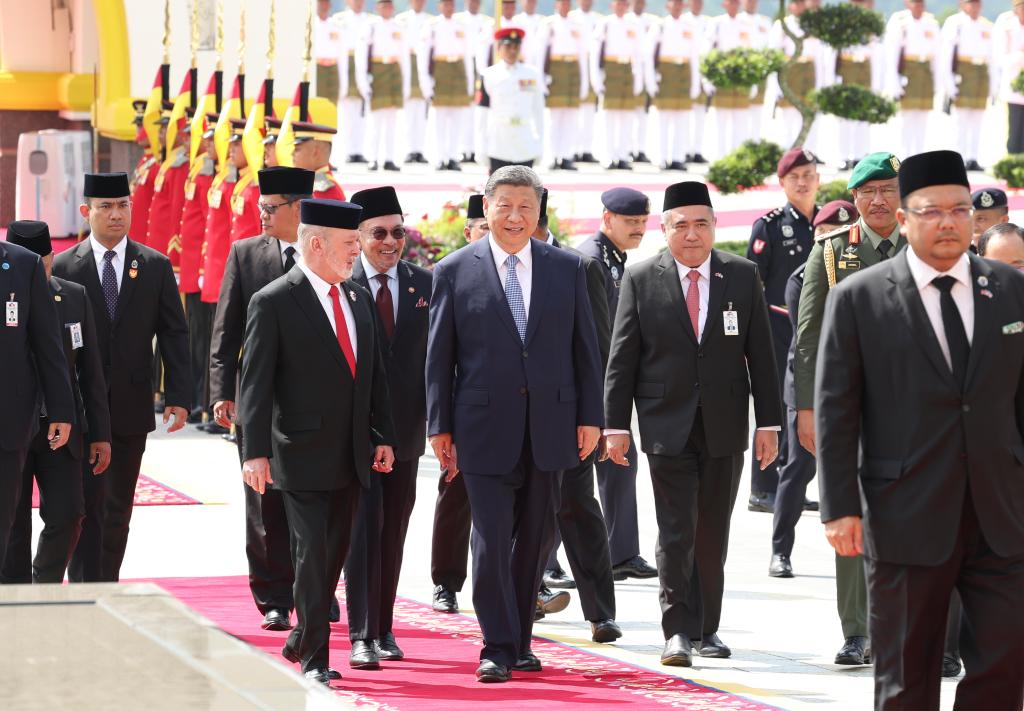 Xi urges joint efforts to build high-level strategic China-Malaysia community with shared future