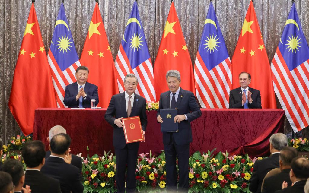 Xi puts forward three-point proposal on building high-level strategic China-Malaysia community with shared future