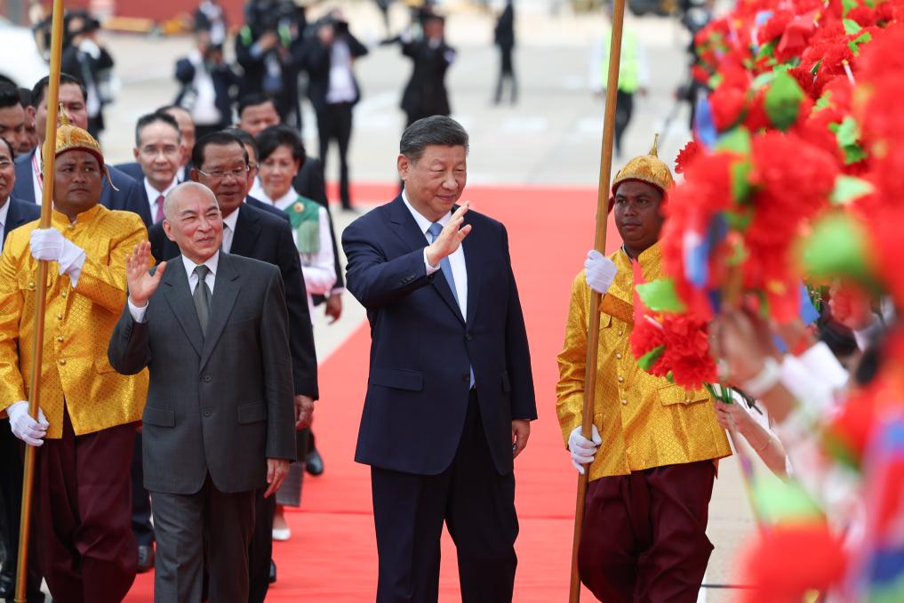 Xi says looking forward to cementing friendship, promoting cooperation with Cambodia