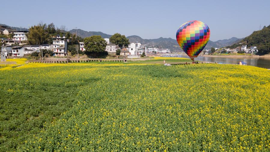 Shexian County of E China's Anhui promotes heritage preservation and urban renewal