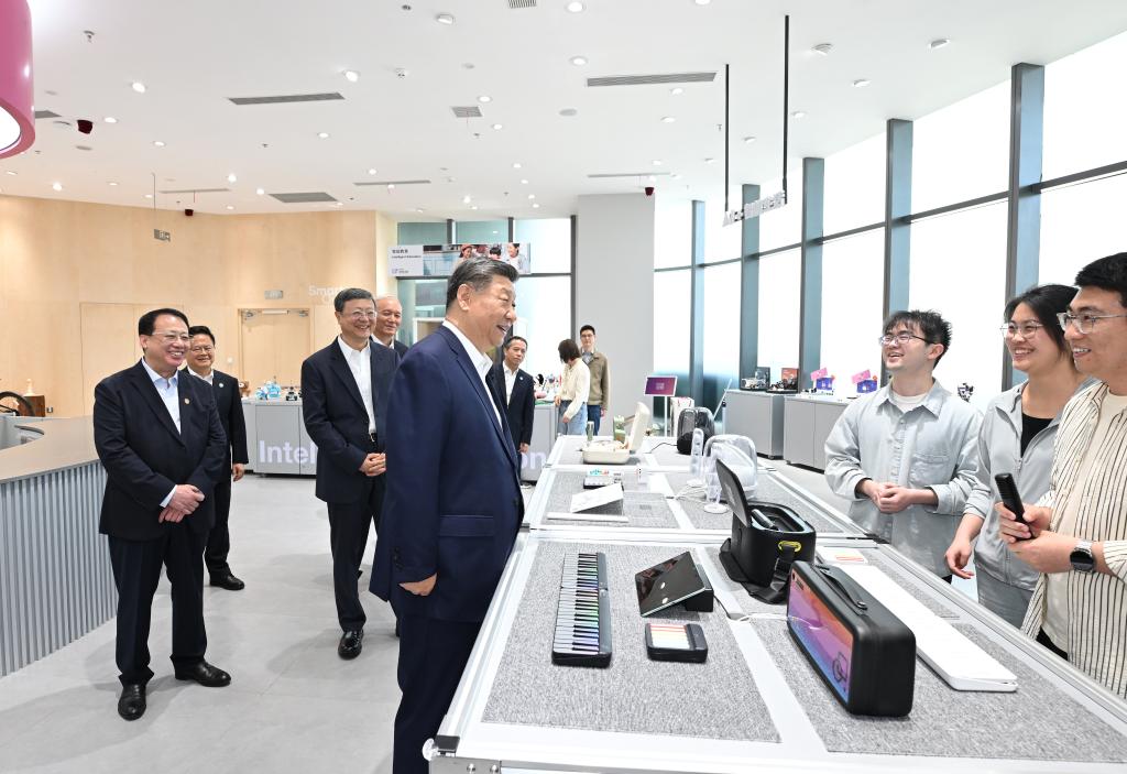 Xi inspects Shanghai large-model incubator, underscoring China's AI ambitions