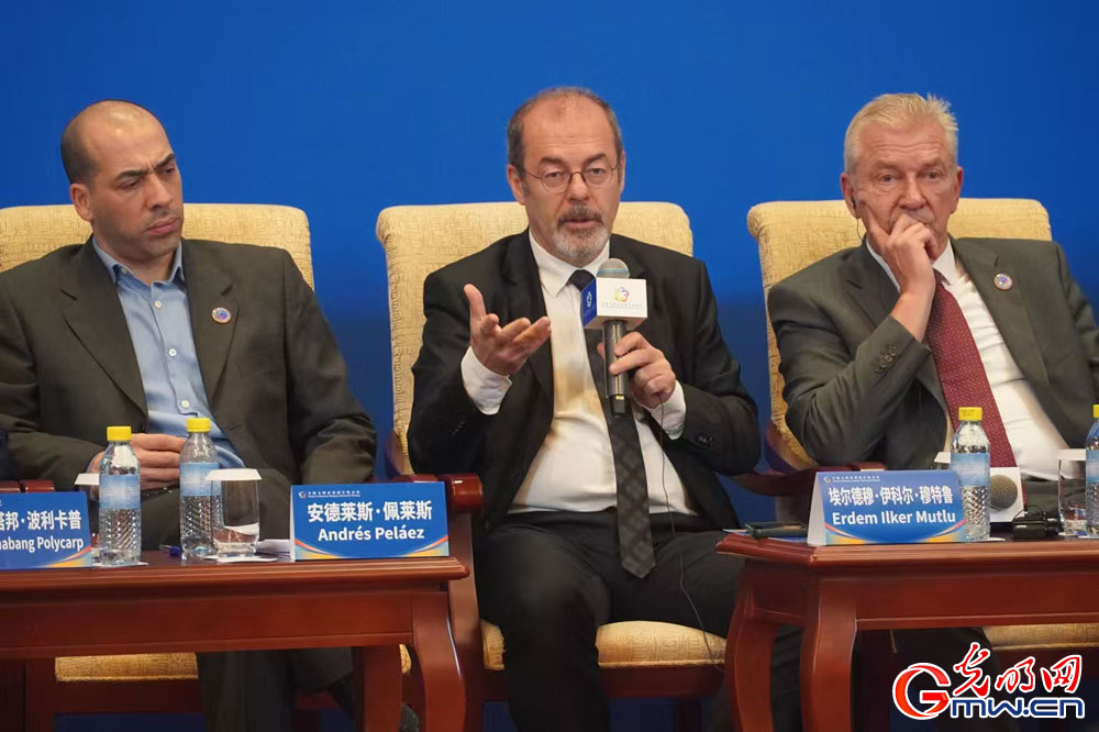 Chinese and foreign guests share views on inter-civilization exchanges and mutual learning in Beijing