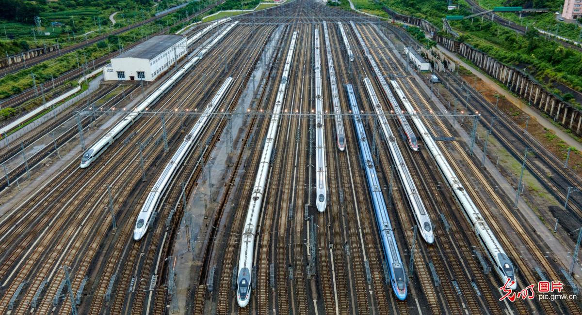 Summer railway travel rush kicks off as new train operation plan takes effect across China