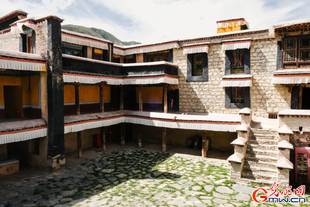 Glorious 60 Years • Our Homeland | A glimpse of rural life in Qangkyim Village, SW China's Xizang