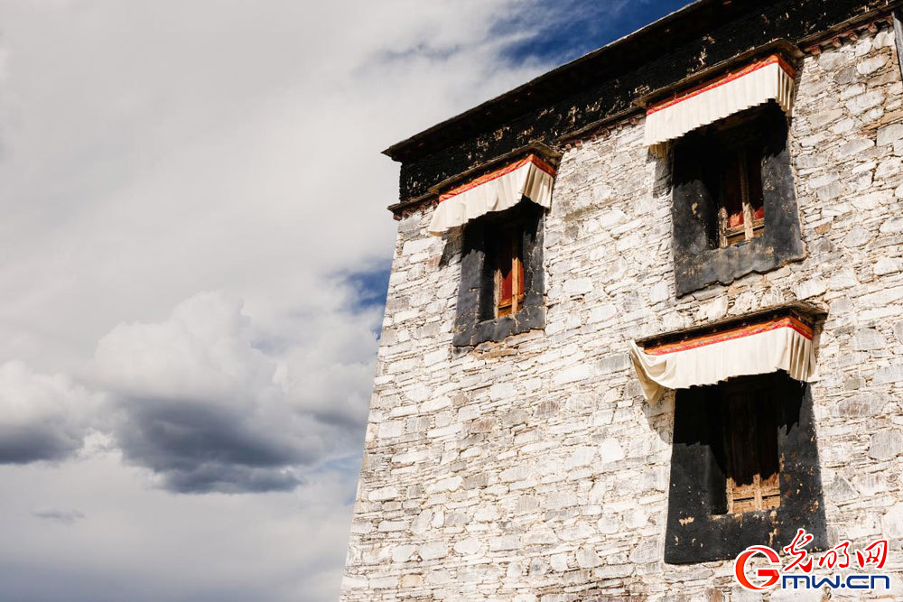 Glorious 60 Years • Our Homeland | A glimpse of rural life in Qangkyim Village, SW China's Xizang