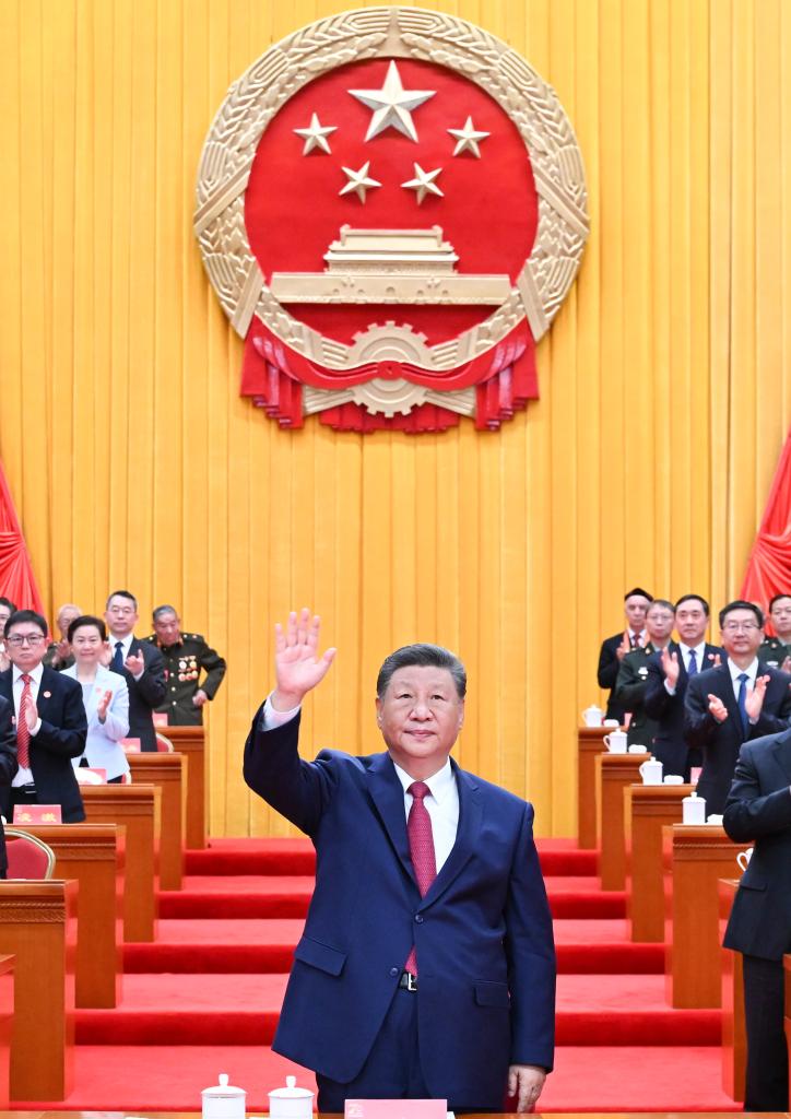 Xi attends grand gathering in celebration of Xinjiang Uygur Autonomous Region's 70th founding anniversary