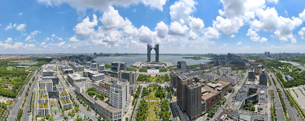 新的开创性进展、突破性变革、历史性成就——“中国经济圆桌会”聚焦我国“十四五”时期经济社会发展 新的开创性进展、突破性变革、历史性成就——“中国经济圆桌会”聚焦我国“十四五”时期经济社会发展