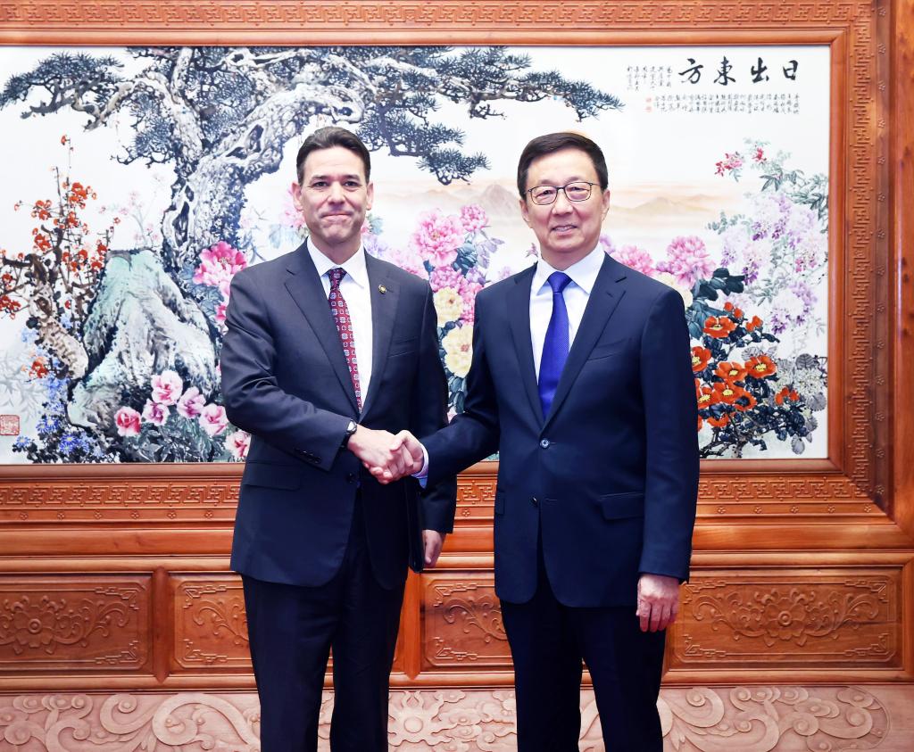 Chinese VP meets with president of Oregon State Senate