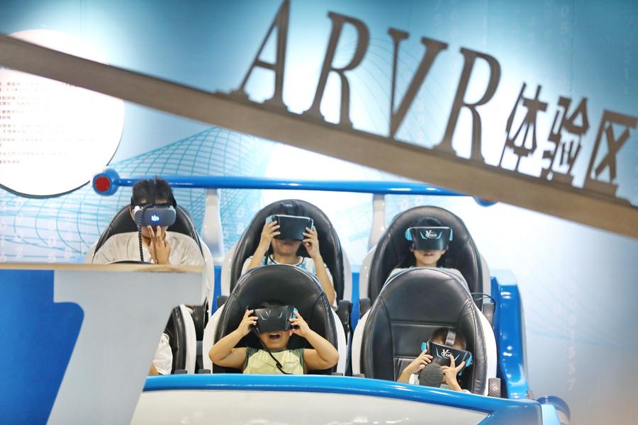 China now has over 10,000 virtual reality companies