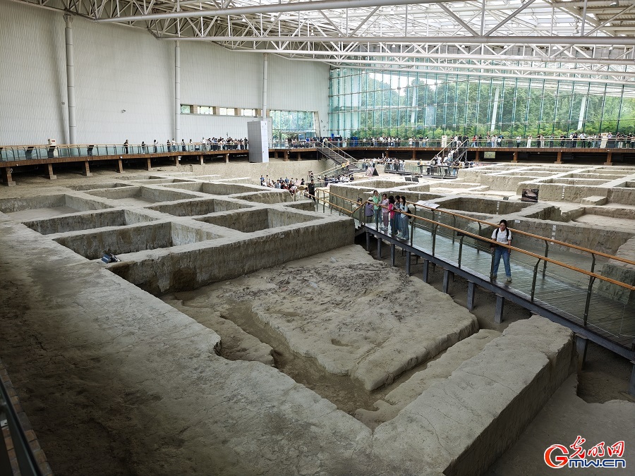 Visitors explore Chengdu's Jinsha Site Museum ahead of temporary closure Visitors explore Chengdu's Jinsha Site Museum ahead of temporary closure