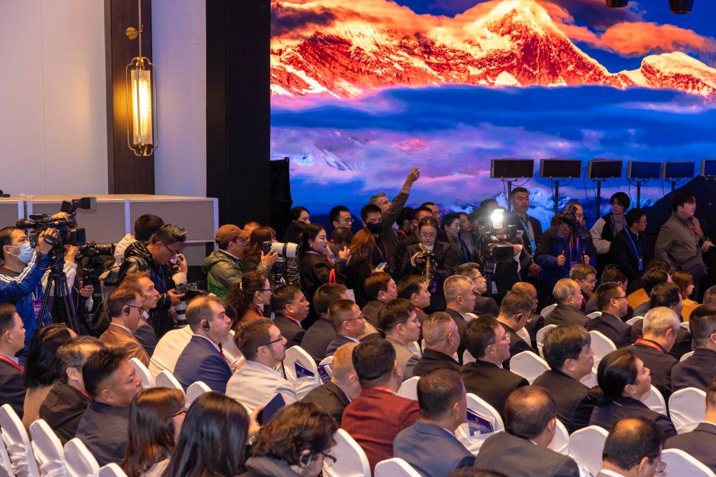 Global forum highlights Xizang's transformation, future development