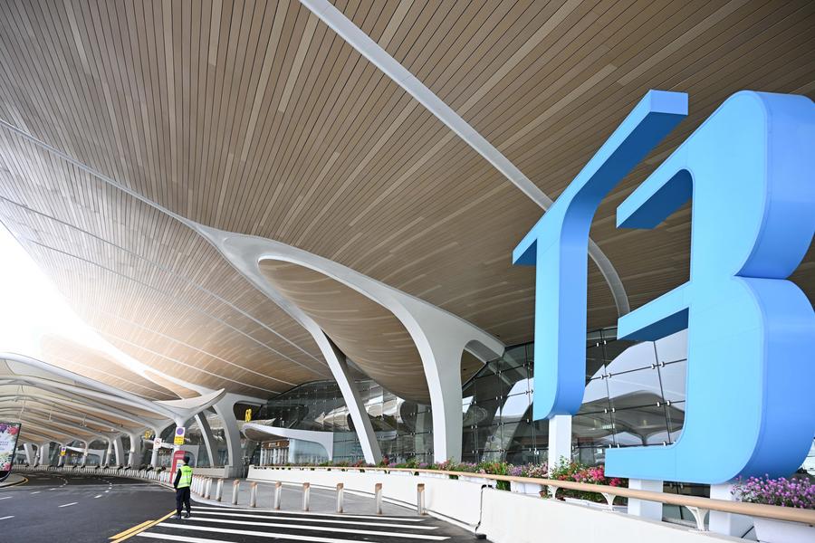 Guangzhou Baiyun Airport launches Terminal 3, fifth runway