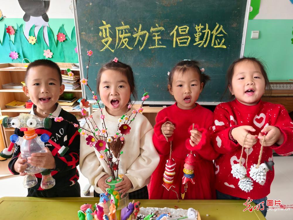 Students across China embrace saving and creativity ahead of World Savings Day