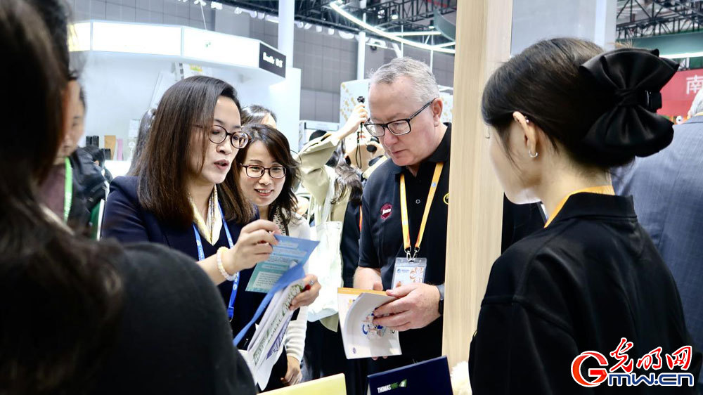 Bridging borders: National Immigration Administration showcases immigration services at 8th CIIE Bridging borders: National Immigration Administration showcases immigration services at 8th CIIE