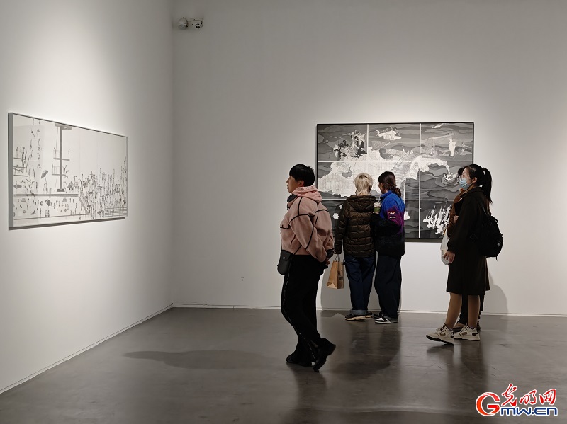 Chinese water-based woodblock youth program annual exhibition attracts visitors
