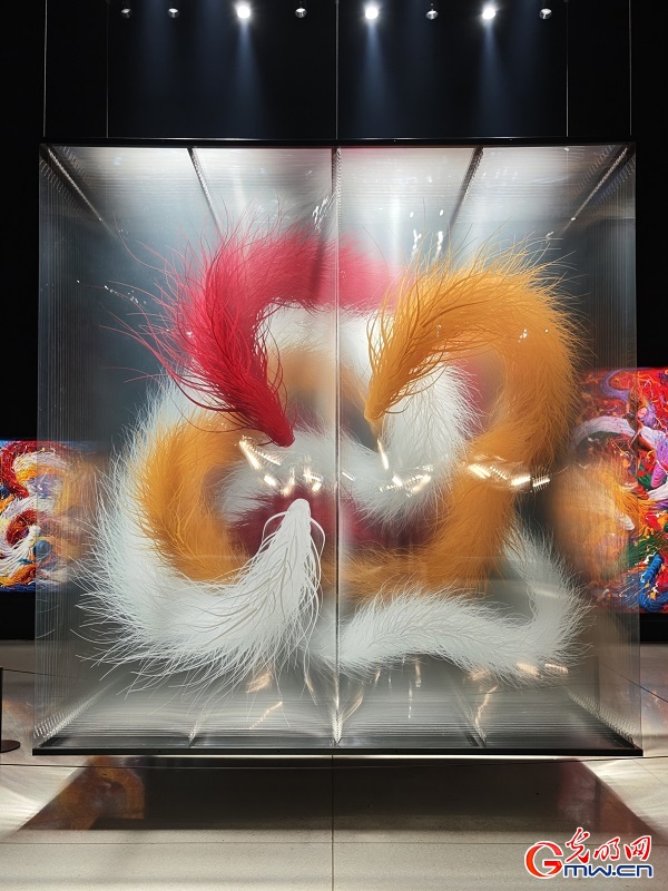 Visitors explore immersive contemporary art exhibition in Beijing