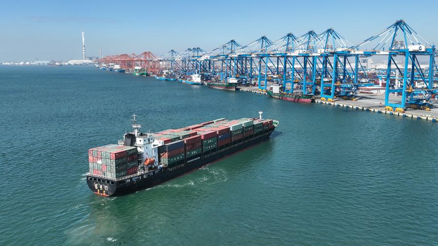 Chinese landmark trade corridor handles over 5 mln TEUs