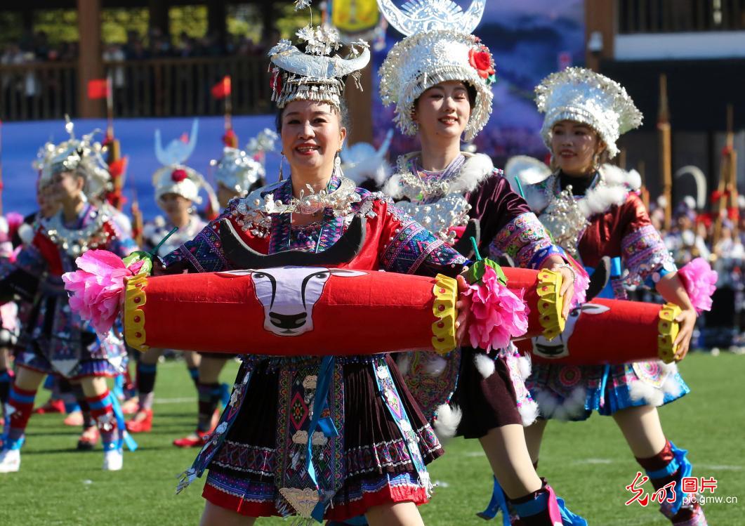 Festive ethnic performances enliven winter celebrations in S China's Guangxi