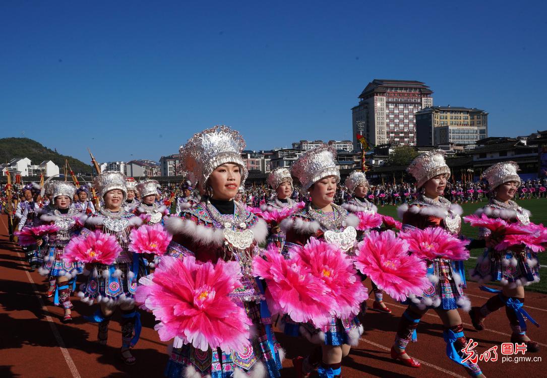 Festive ethnic performances enliven winter celebrations in S China's Guangxi