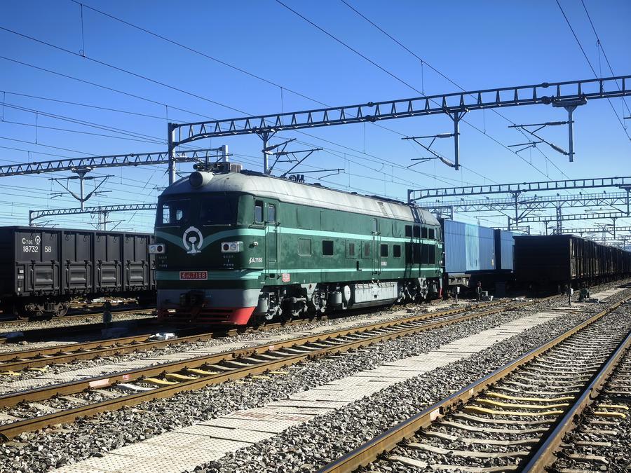 Xinjiang's Horgos port handles over 9,000 China-Europe freight trains in 2025