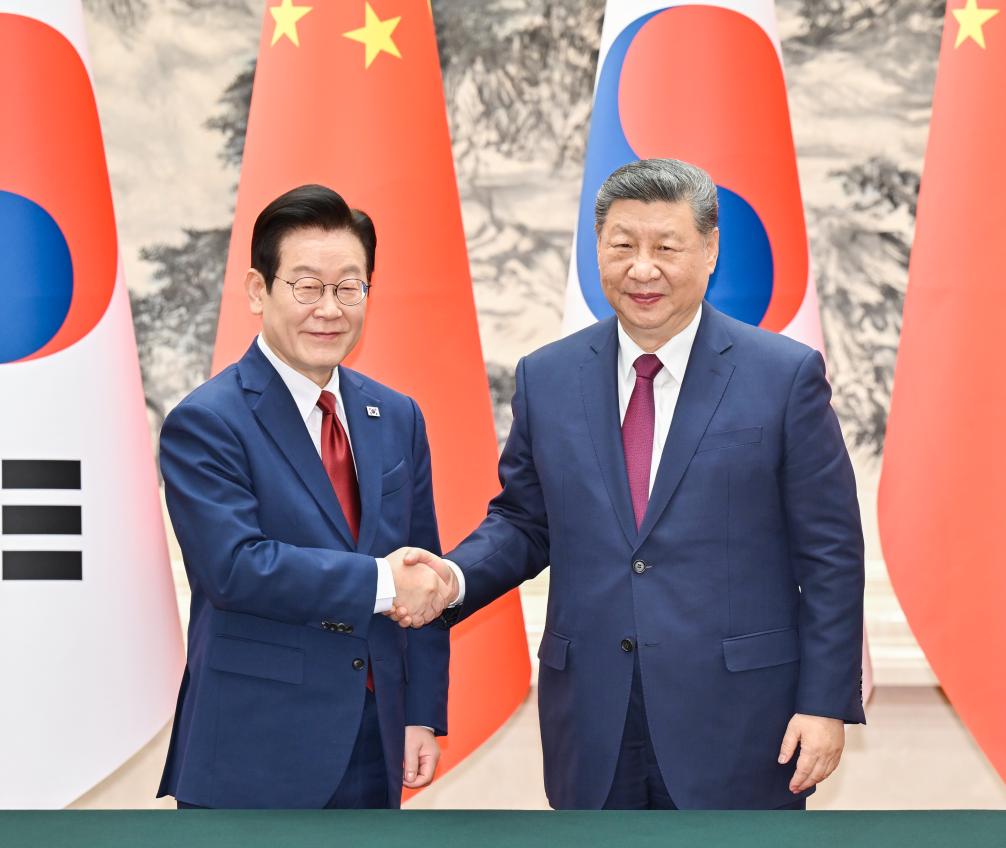 Xi holds talks with ROK President Lee Jae Myung