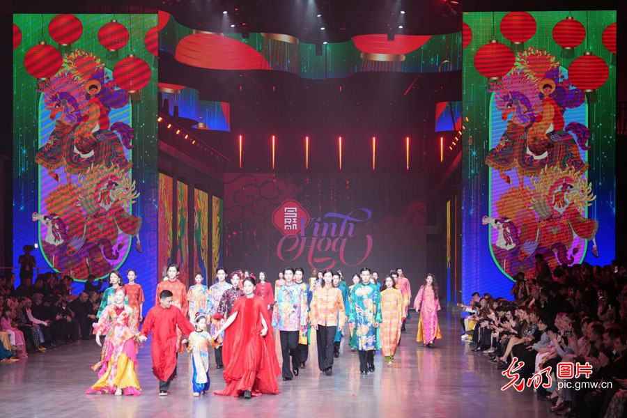 Harbin International Fashion Week 2026 opens in NW China