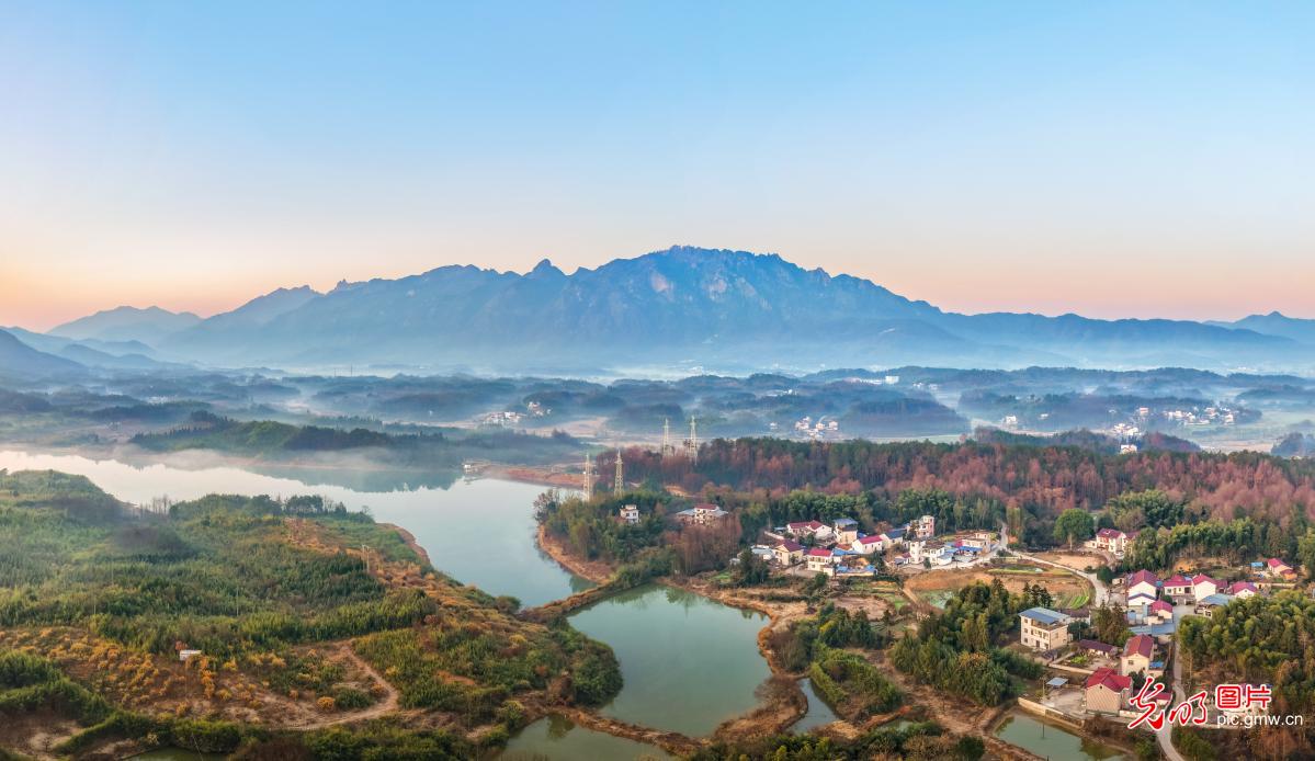 Idyllic winter scenery in E China's Anhui