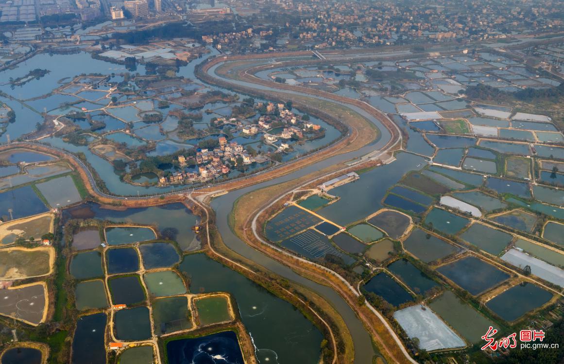 Sunset paints Gulao Water Town in south China's Guangdong