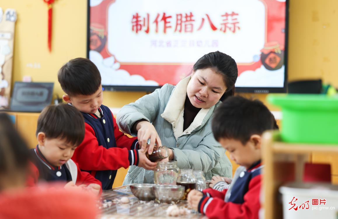 Warm Laba Festival activities spread across China Warm Laba Festival activities spread across China