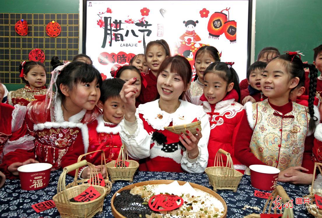 Warm Laba Festival activities spread across China Warm Laba Festival activities spread across China