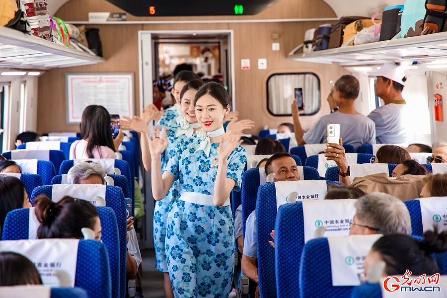 China-Laos railway hosts Spring Festival cultural event marking 65 years of diplomatic ties