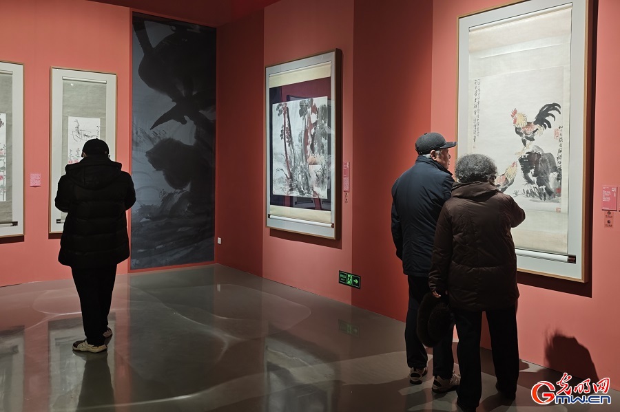 Masterpieces by Xu Beihong, Qi Baishi, Zhang Daqian on show in Beijing