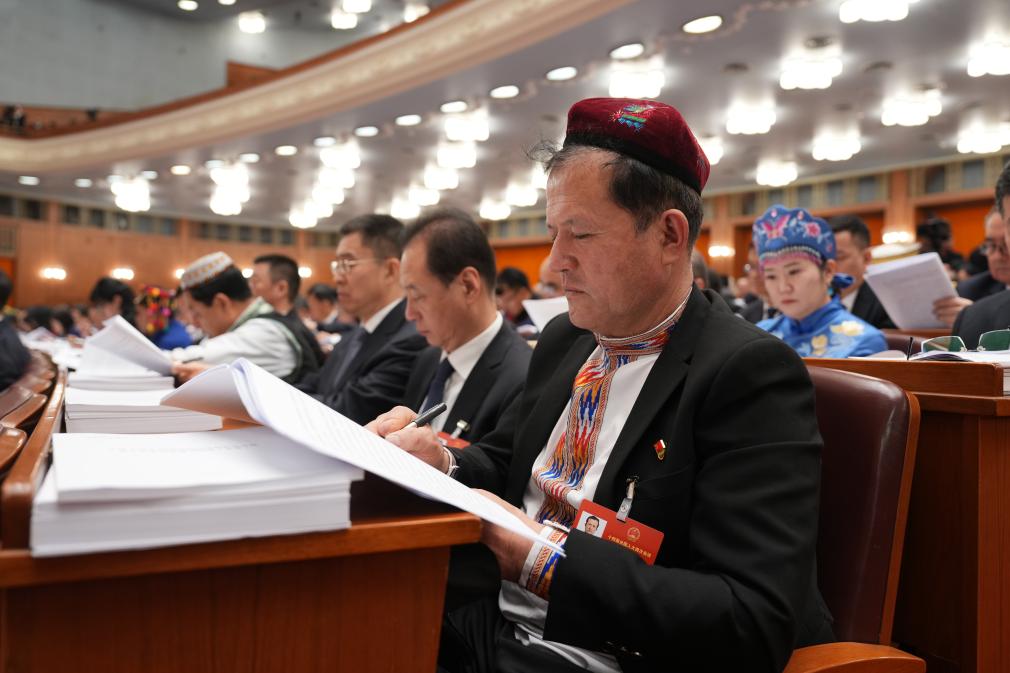 China's top legislature opens annual session