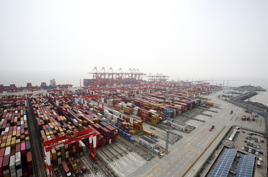 Exploring Shanghai Yangshan Deep Water Port's phase IV automated terminal