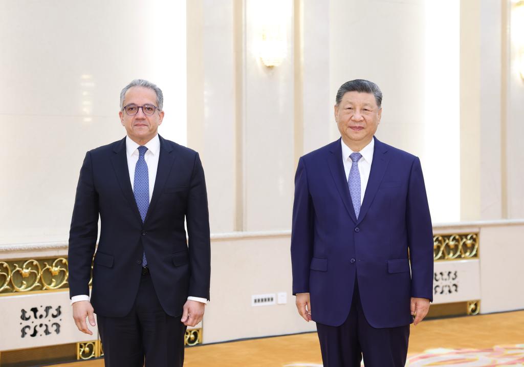 Xi meets UNESCO chief