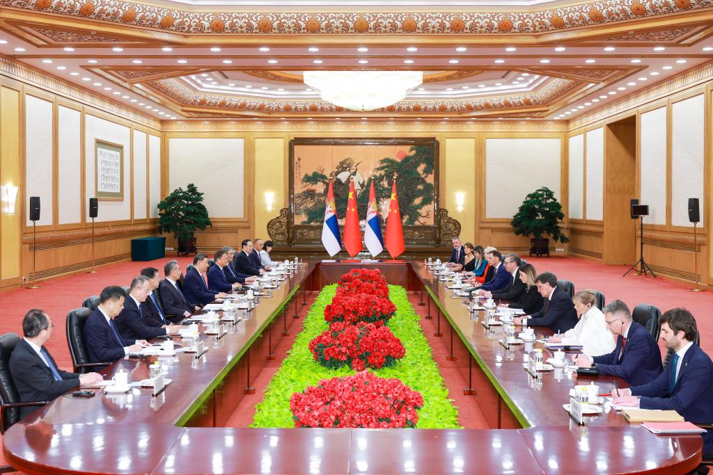Chinese, Serbian presidents hail ironclad friendship, seek wide-ranging cooperation