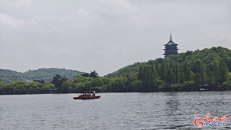 Scenic views of West Lake in E China's Zhejiang